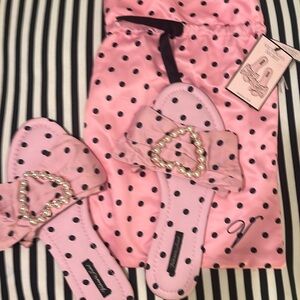 VS Size 7-8 Beaded Heart Slides